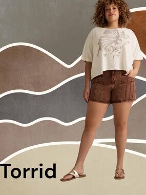 Torrid Festi High-Rise Utility Short Sz 14 in Rust Color